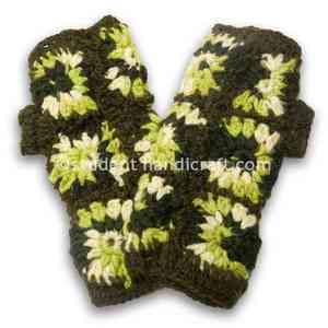 ที่อุ่นเท้าถักมือลายดอกไม้สีเขียว - Product Image 3
