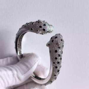 Anillo de Lujo con Diseño de Leopardo de Doble Cabeza, Chapado en Oro Rosa de 18k, con Ojo de Pantera Verde Esmeralda Cultivado en Laboratorio, Anillo Tipo Brazalete Brillante con Pavé Completo - Product Image 1