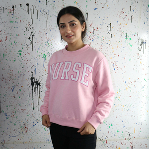 Sudadera de Cuello Redondo para Enfermeras, Color Rosa, Algodón, Corte Regular, Unisex, Informal, con Estampado de Letras en la Parte Delantera, CLUSH SPORTS - Product Image 1