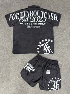 Conjunto de Dos Piezas Personalizado con Logotipo para Hombre, Chándal de Satén de Verano, Camiseta de Manga Corta con Cierre y Pantalones Cortos Cargo de Secado Rápido con Serigrafía - Product Image 3