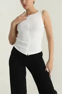 Débardeur femme design mode, débardeur personnalisé sur mesure pour femme, débardeur femme avec logo personnalisé - Product Image 2