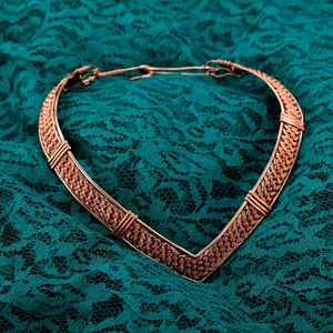 Traditional Copper <b>Necklace</b> Designed For Comfortable Wearing And Stylish Fashion <b>Statement</b> Accessories - Product Image 1