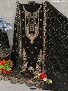 Conjunto de Salwar-Kameez y Dupatta de Georgette Sintético Pesado con Bordado de Lentejuelas y Trabajo Khatli para Festivales - Compra Online en India - Product Image 6