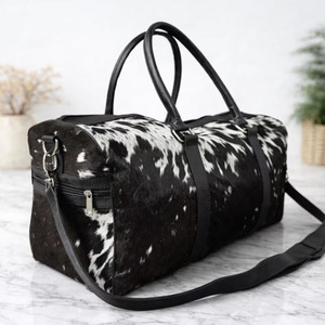Sacs de voyage en cuir de vachette véritable, fournisseur en gros, logo personnalisé, fabricant OEM, qualité supérieure, sacs de voyage d'exportation à vendre - Product Image 3