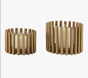 Porte-bougies modernes en métal doré avec insert cylindrique en verre, lanternes votives pour la décoration de table contemporaine - Product Image 2