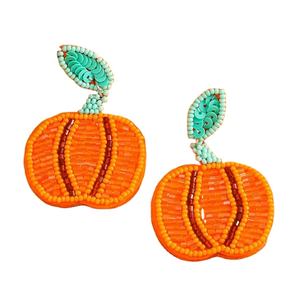 Pendiente de calabaza bordado de Halloween hecho a mano con cuentas de semillas con aspecto elegante personalizado para amantes de la moda de la India - Product Image 1