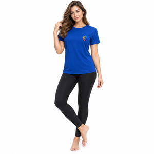 La sensación de suavidad del algodón le da a la camiseta de mujer una comodidad natural, una forma elegante, una textura transpirable y fácil de usar para las actividades diarias. - Product Image 4