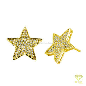 Boucles d'oreilles classiques en moissanite et diamant, en argent sterling 925, serties de pierres, bijoux intemporels et élégants pour femmes - Product Image 4