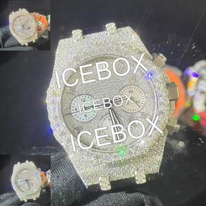 Montre numérique personnalisée étanche 10 bars avec diamants Moissanite VVS, boîtier incrusté, bracelet en acier inoxydable et fermoir, style Hip-Hop - Product Image 2