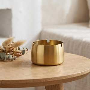 <b>Compact</b> Metal Ashtray for <b>Desk</b> Balcony and Garden - Product Image 2