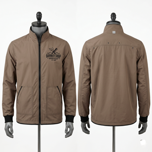 Chaqueta de Barbero para Hombre, 240 GSM, Mezcla de Polialgodón, Color Camel, Logotipo Bordado en el Pecho, Etiqueta Tejida con Impresión Personalizada, Uniforme de Salón - Product Image 5