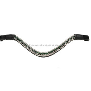 Frontalera para Caballo de Cuero Italiano Negro Súper Flexible con Elegantes Cristales Verdes Esmeralda y Transparentes, Frontalera Elegante para Caballos - Product Image 2