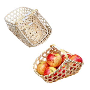 Panier cadeau artisanal en paille et bambou, durable, élégant et décoratif, pour rangement et organisation - Product Image 1