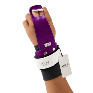 Confiance et adhérence sur les barres asymétriques : équipement de gymnastique haute performance conçu pour une manipulation confortable, une prise en main sécurisée et une performance améliorée. - Product Image 3