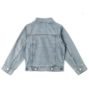 Chaqueta de Mezclilla Cómoda para Niños, Material Suave y Duradero, Perfecta para Uso Diario, Moda Urbana y Aire Libre - Product Image 2