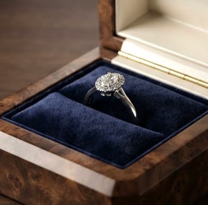 Wholesale Pear & Round Cut Lab Created Diamond Engagement <b>Ring</b> IGI Certified Elegant Halo Style Gold <b>Ring</b> 10K 14K 18K Solid Gold - Product Image 4