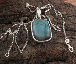 Natural Labradorite Pendant 925 Sterling Silver Platinum Plated Bezel Setting Blue <b>Flash</b> Gemstone Necklace <b>Vintage</b> Handmade - Product Image 3