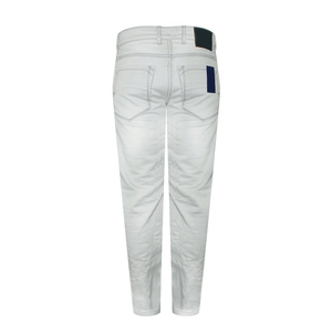 Jeans de mezclilla para hombre de alta calidad, cómodos y de corte recto, para la moda moderna y la funcionalidad diaria. Fábrica Dhaka RMG. - Product Image 5