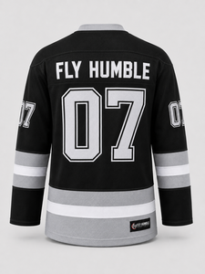 เสื้อฮอกกี้น้ำแข็งสีดำสำหรับผู้ชาย Fly Humble พิมพ์ลายดิจิทัล ระบายความชื้นได้ดี ทรงปกติ เสื้อผ้าสำหรับผู้ใหญ่ ปรับแต่งชื่อทีมได้ ปรับขนาดได้ - Product Image 5