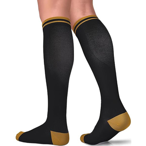 Chaussettes de sport professionnelles personnalisées en Spandex/Polyester respirantes et écologiques, hauteur genou, pour la course, le basketball et le yoga – Vente en gros pour l'automne - Product Image 3