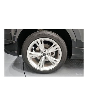 Audi Q8 45 TDI quattro Premium 2023, conduite à gauche, diesel, boîte automatique, sièges en cuir, caméra arrière - 44 548 km - Product Image 5