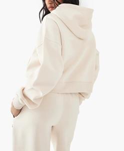 Ensemble de survêtement hiver pour femme 100 % coton personnalisé avec fermeture éclair, comprenant un sweat à capuche et un pantalon large - Product Image 6