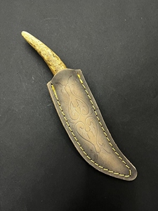 Couteau de chasse et de camping Skinner, manche en corne de cerf, acier inoxydable, partie dentelée, gravé, lame pleine longueur, garantie 3 ans - Product Image 5