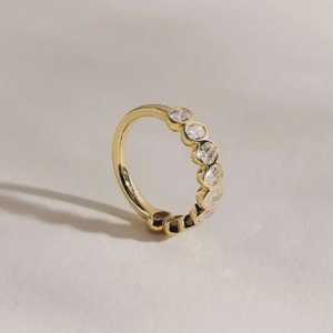 Anillo de media banda ovalado apilable de diamantes cultivados en laboratorio de primera calidad, oro macizo de 14K, joyería fina para boda o promesa, regalo para pareja - Product Image 4
