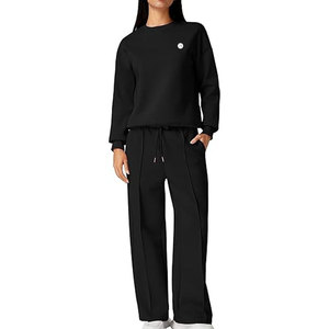 Ensemble de survêtement tendance pour femmes, léger et assorti, idéal pour la maison, les voyages, les sorties décontractées et les activités quotidiennes - Product Image 1