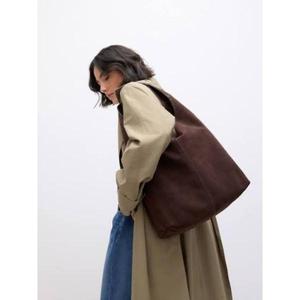 Sac à main élégant en similicuir pour femme avec fermeture éclair, deux poignées, sac à bandoulière tendance pour le shopping, les voyages et les sorties décontractées - Product Image 1
