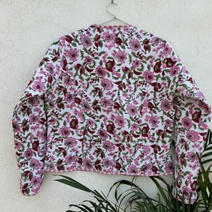 <b>Women</b> Quilted Cotton <b>Jacket</b> Floral Print Full Sleeve V-Neck <b>Spring</b> Outerwear Button Closure Regular Length - Product Image 2
