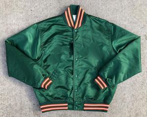 Veste de sport en satin vert pour homme avec col et poignets à rayures orange et blanches Coupe classique Vêtement décontracté d'automne - Product Image 1