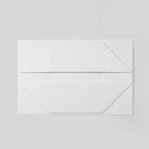 Caja de Regalo Plegable Azul Bebé de Lujo con Cinta, Elegante y Resistente Caja de Empaque para Regalos - Product Image 4