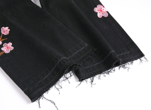 Jeans en denim évasés avec broderie personnalisée, ultra-doux, respirants, écologiques, broderie pour femmes, tissu de qualité supérieure, séchage rapide, coton - Product Image 5