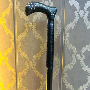 Canne de marche multifonctionnelle en cuir d'eucalyptus gravé, à suspendre au mur, pliable en 3, 37 pouces (environ) Design d'art populaire OLD WORLD - Product Image 1