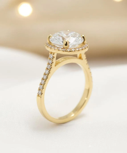 Anillo de compromiso con halo de diamantes cultivados en laboratorio de 2.5 quilates, banda pavé, oro amarillo de 14 quilates, anillo de boda, anillo de promesa, regalo de aniversario o fiesta. - Product Image 2