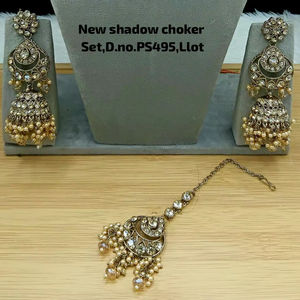 Luxury Vintage Copper Gold Plated Pearl Kundan Choker Necklace <b>Set</b> Earrings Maang Tikka Women's Third Party Certified Engagement - Product Image 2