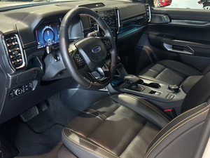 Ford Ranger Wildtrak 20 EcoBlue 4x4 Doble Cabina Usada, Diésel, Automática, Bajo Kilometraje, Calidad de Exportación, Volante a la Izquierda - Product Image 6