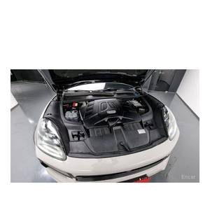 Porsche Cayenne 3.0 Coupé 2024/5, 35,630 km, Caja de Cambios Automática, Cámara Trasera, Asientos de Cuero, Volante a la Izquierda - Product Image 6