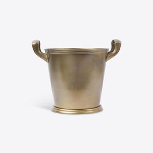 Vintage style brass ice bucket for <b>bar</b> counter decoration ideal for serving chilled <b>drinks</b> in luxury environments - Product Image 1