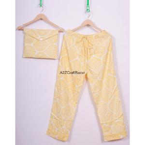 Ensemble de pyjama pour femmes à manches trois-quarts, col en V, imprimé floral romantique, fait main, taille élastique, doux, respirant, séchage rapide - Product Image 3