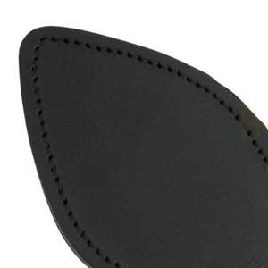 Flogger de Piel de Oveja Genuina con Punta Redondeada y Hebilla de Acero de 3.5cm de Ancho, con Tecnología de Detección de Agujas para Sesiones Sensoriales Seguras - Product Image 6