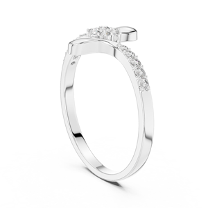 Diseño de banda entrelazada/torcida con pequeños diamantes a lo largo de la banda (estilo pavé) Acabado en oro rosa sobre plata 925 - Product Image 2