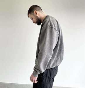 Sudadera y sudadera con capucha sin capucha de cuello redondo, estilo vintage, de felpa de 400 g, con efecto desgastado, estilo streetwear, lavado ácido, de corte oversize. - Product Image 3