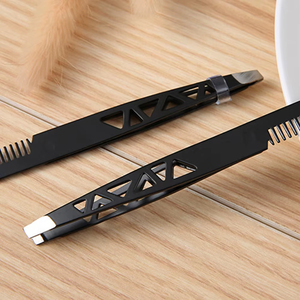 Pinzas con peine 2 en 1 de acero inoxidable profesional de primera calidad para cejas, moldeador de cejas de doble uso - Product Image 5