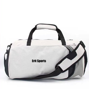 Sacs de sport professionnels légers et décontractés en gros avec sangle réglable, couleur et taille personnalisables, en tissu nylon/polyester de haute qualité - Product Image 6