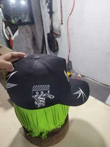 หมวกเบสบอลสีดำ 6 แผง ปักโลโก้ตามสั่ง หมวก Snapback ระบายอากาศได้ดี ผลิตจากไนลอน สำหรับเล่นกีฬาและกิจกรรมกลางแจ้ง - Product Image 2