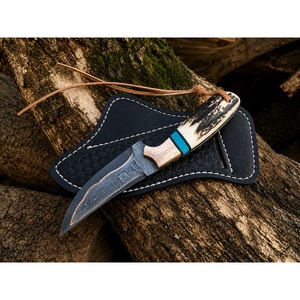 Couteau de chasse et de dépecage artisanal en acier Damas cuivré de qualité industrielle, lame à pointe tombante et à bord droit, lame non interchangeable 9 - Product Image 2