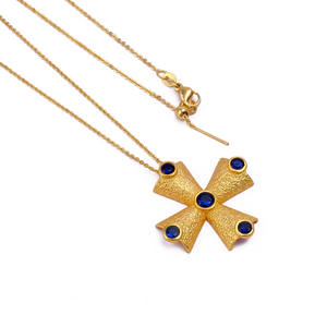 Hermosos Collares con Colgante de Cruz Chapado en Oro con Gema de Iolita - Collar Ajustable con Cadena Deslizante de Múltiples Piedras para Mujer - Product Image 2