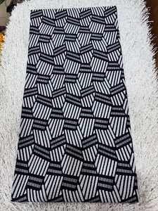 Tissu africain authentique de haute qualité en wax et coton Ankara, motifs vibrants pour femmes en Sierra Leone - Product Image 3